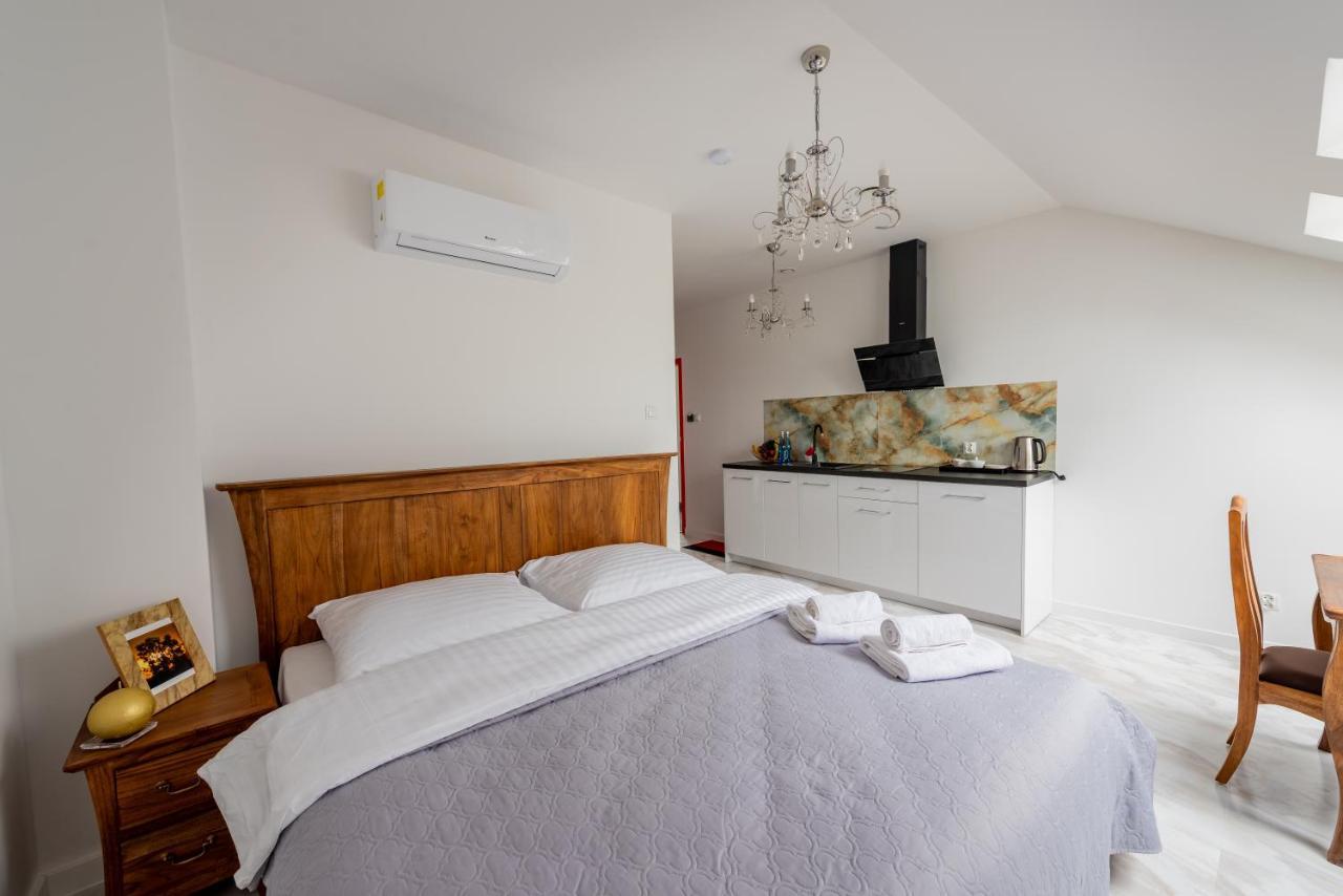 Kamienica Zamenhofa - Apartamenty Na Wynajem Białystok Dış mekan fotoğraf
