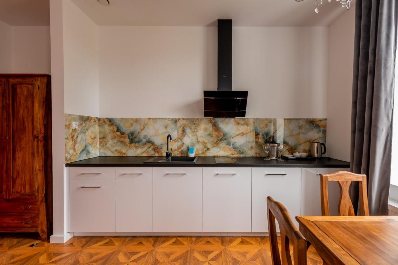 Kamienica Zamenhofa - Apartamenty Na Wynajem Białystok Dış mekan fotoğraf